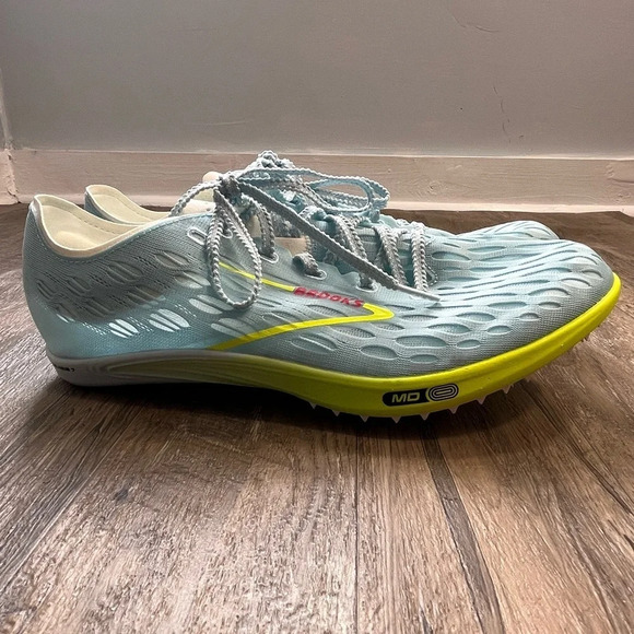 NEW Brooks ELMN8 7 Running Cleats - Picture 6 of 12